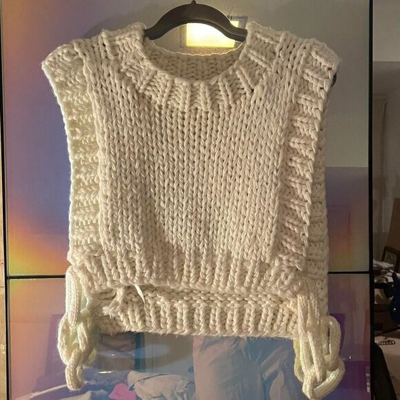 Anthropologie Sweaters - Anthropologie Women's White and Cream Gilet